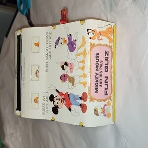 Vintage quiz game. Mickey and friends.